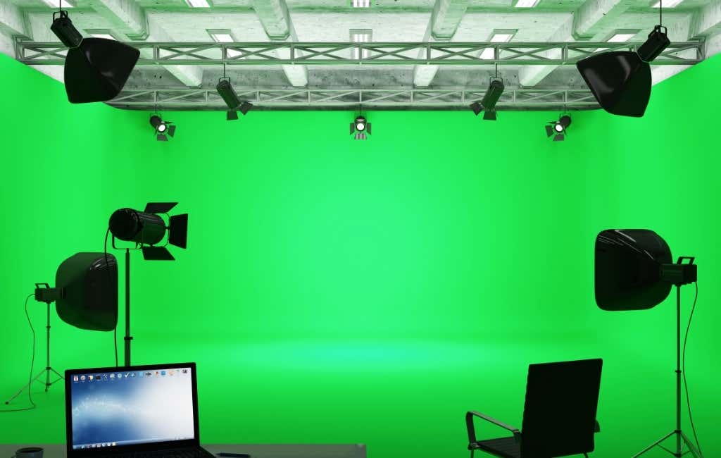 Comment éditer une vidéo sur écran vert dans Adobe Premiere Pro