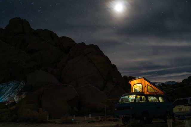 5 meilleurs équipements et gadgets solaires pour le camping