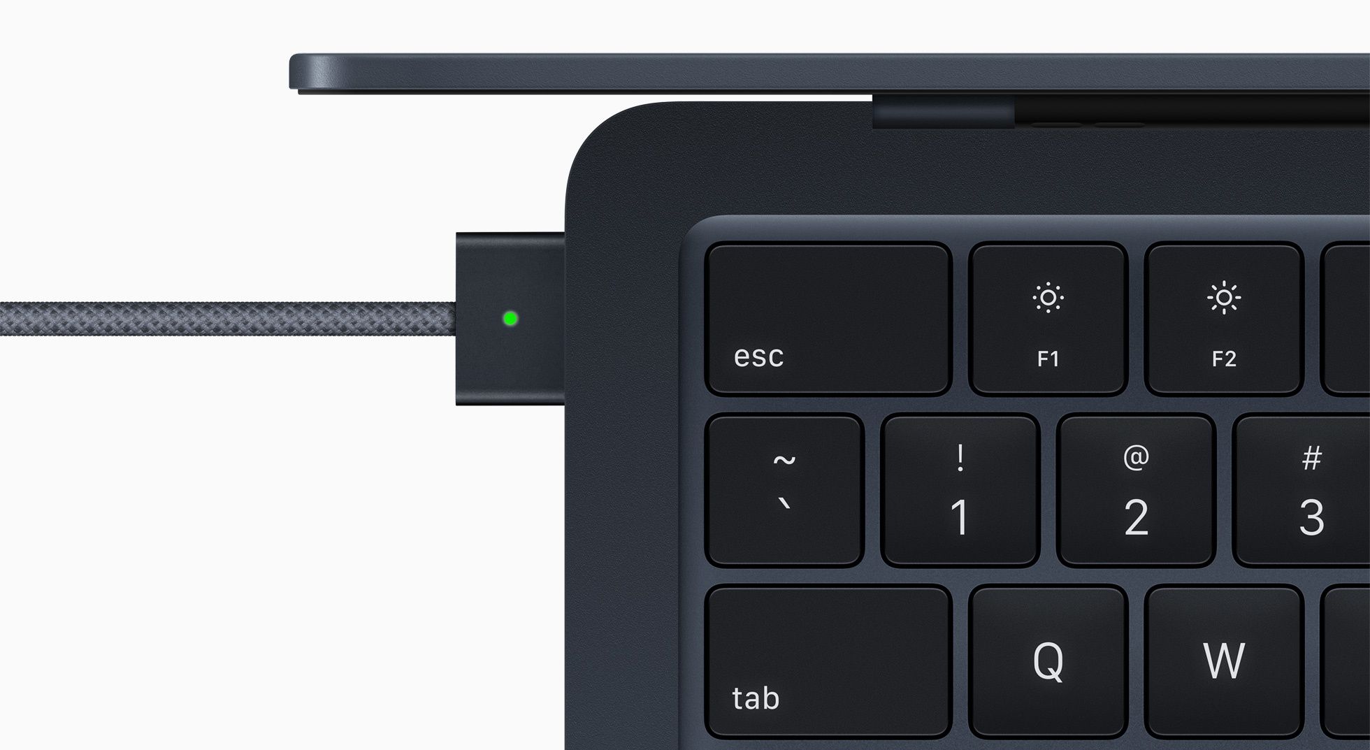 Chargement MagSafe du MacBook Air M2