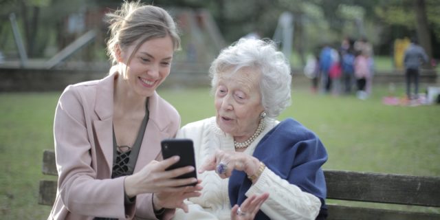 Les 7 ajustements d'accessibilité Android pour configurer un Smartphone pour les personnes âgées