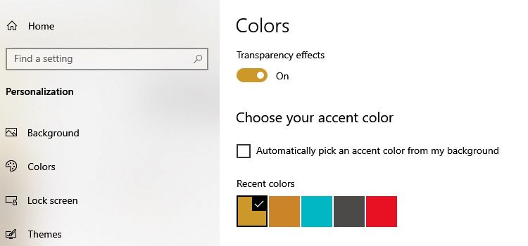 les paramètres de couleur sur Windows 11, avec la case à cocher pour choisir automatiquement une couleur d'accent de mon arrière-plan décochée