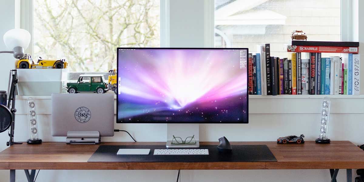 Studio Display connecté à un MacBook