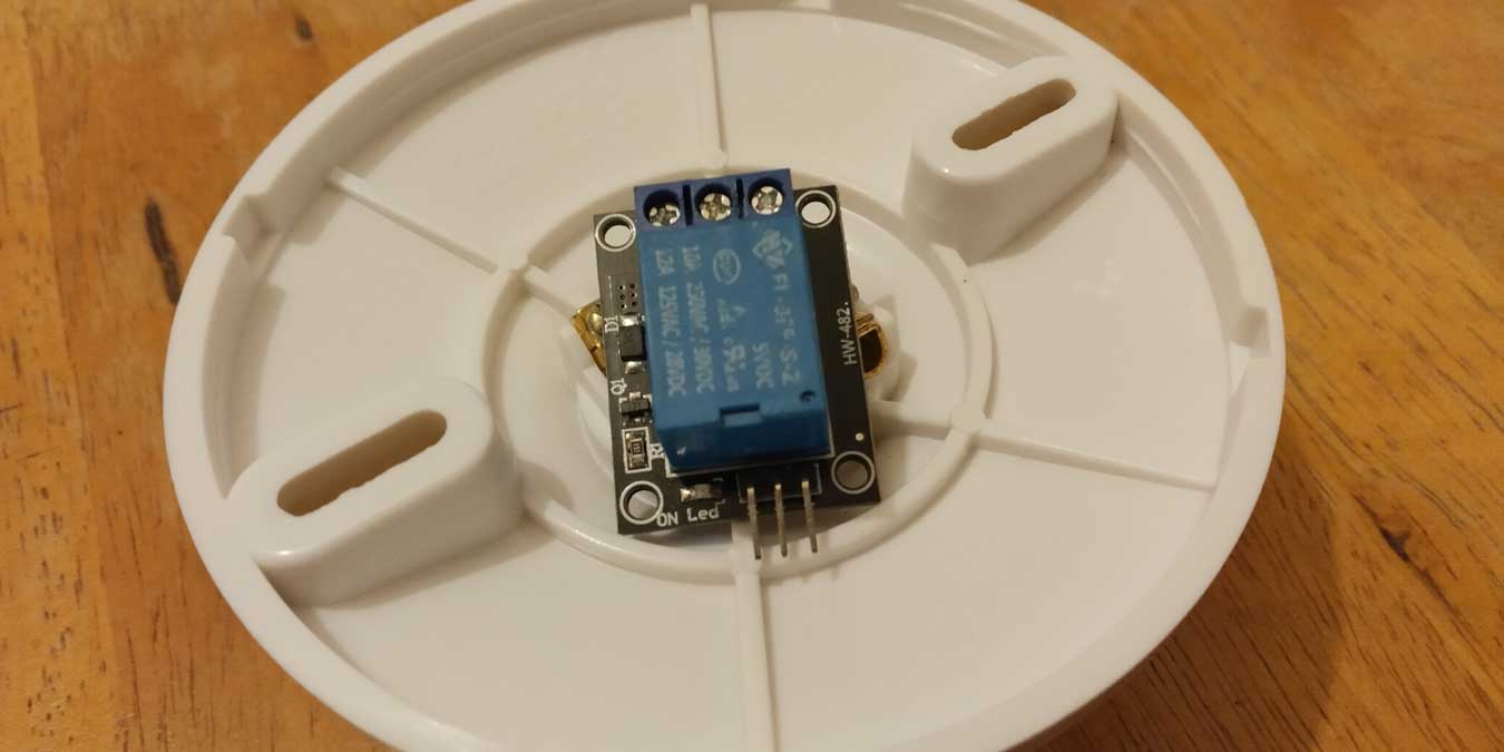 Comment alimenter des ampoules à l'aide d'un Arduino avec un module de relais